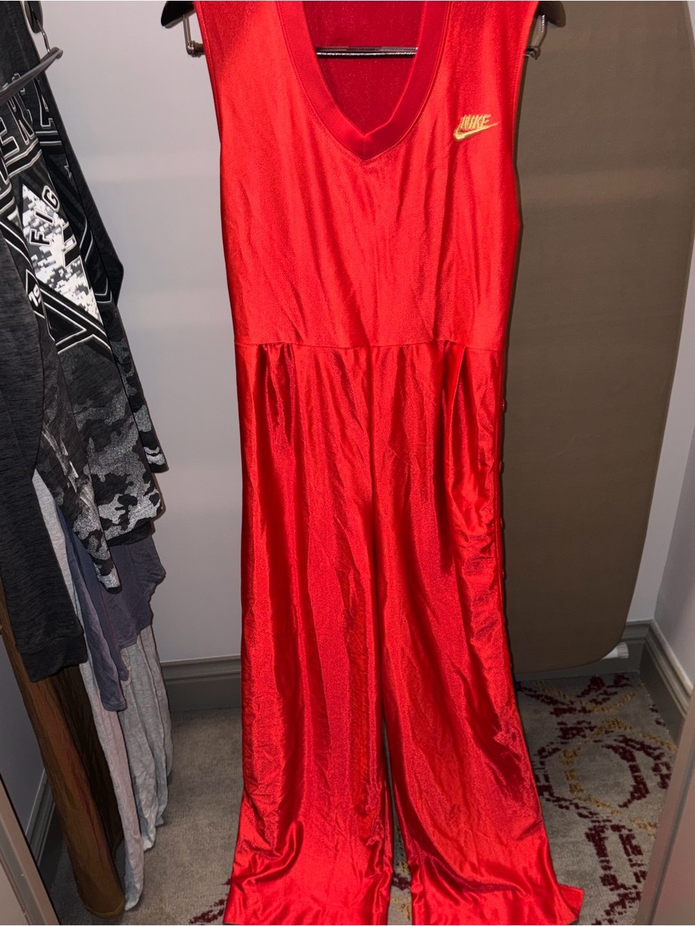 NIKE SPORTSWEAR ICON CLASH WOMEN'S JUMPSUIT BV3004-657 Red size L - Picture 10 of 14